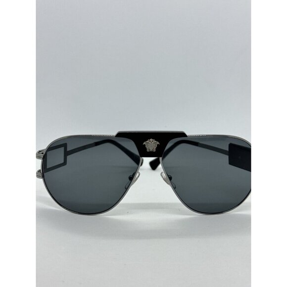 VERSACE aviator pilot men's sunglasses  - Black/Silver  63mm Model 2252 (Used) - Picture 2 of 9